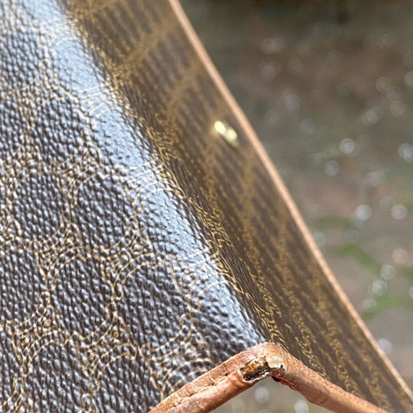 Preowned Celine Macadamia Bifold wallet - Picture 12 of 12